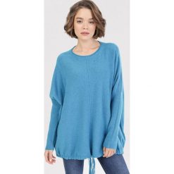Niebieski Sweter Tryxsyss. Niebieskie swetry damskie Born2be, xl, bez wzorów, bez rękawów, bez kaptura. Za 99,99 zł.