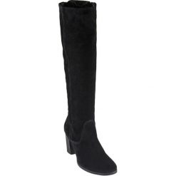 Buty zimowe damskie: Skórzane kozaki w kolorze czarnym