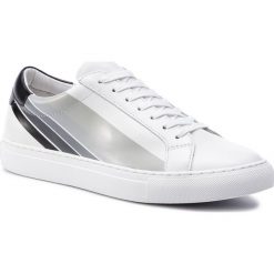 Sneakersy KAZAR - Denison 39804-01-62 Grey/White. Białe sneakersy męskie Kazar, na co dzień, w paski, ze skóry, eleganckie, z paskami. Za 449,00 zł.