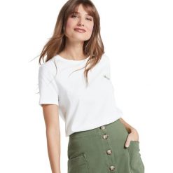 Tom Tailor Denim Koszulka Biały. Białe koszulki damskie TOM TAILOR DENIM, xl, z nadrukiem, z bawełny, bez kołnierzyka, z krótkim rękawem. Za 83,95 zł.