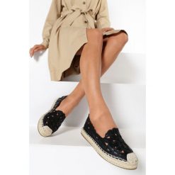 Czarne Espadryle Exacuate. Czarne espadryle damskie Born2be, bez wzorów, bez obcasa. W wyprzedaży za 79,99 zł.