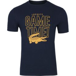 T- shirt Lacoste. Czarne t-shirty męskie Lacoste, m, z nadrukiem, klasyczne, z klasycznym kołnierzykiem. Za 169,00 zł.