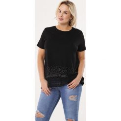 Czarna Bluzka Weather. Czarne bluzki damskie Born2be, xl, z aplikacjami, z dzianiny, z okrągłym kołnierzem, z krótkim rękawem. Za 49,99 zł.
