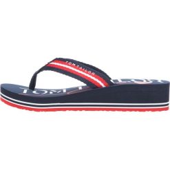 Tom Tailor Japonki Niebieski. Niebieskie klapki damskie Tom Tailor, w paski, z materiału, bez obcasa. Za 154,95 zł.