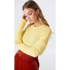 NA-KD Luźny melanżowy sweter z dzianiny - Yellow. Niebieskie swetry oversize damskie marki NA-KD, z satyny. Za 121,95 zł.