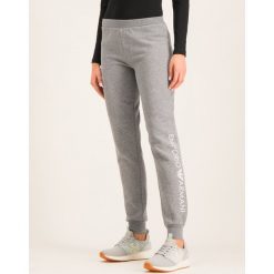 Spodnie dresowe Emporio Armani Underwear 163774 9A250 06749. Szare spodnie damskie Emporio Armani Underwear, l, z bawełny. W wyprzedaży za 239,00 zł.