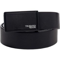 Trussardi Męska pas Business Affair Id Buck 71L00094 -K301 Black Matt (Długość taśmy 105 cm). Czarne paski męskie Trussardi, w paski, eleganckie. W wyprzedaży za 173,00 zł.
