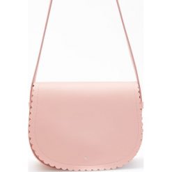 Torebka typu saddle bag - Różowy. Różowe torebki klasyczne damskie marki Reserved, bez wzorów, bez dodatków. Za 59,99 zł.