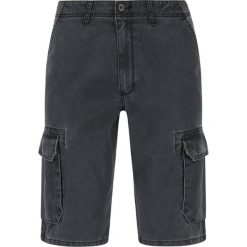 Szorty materiałowe Wrangler Cargo W15DKC33W. Szare spodenki i szorty męskie Wrangler, m, bez wzorów, z bawełny. W wyprzedaży za 169,00 zł.