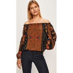 Desigual - Bluzka. Czarne bluzki damskie Desigual, s, bez wzorów, z wiskozy, bez kołnierzyka, bez rękawów. W wyprzedaży za 199,90 zł.