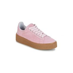 Buty Yurban HADIL. Różowe trampki i tenisówki damskie Yurban, bez wzorów, bez zapięcia. Za 173,40 zł.