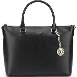 DKNY Bryant Torebka Czarny. Czarne torebki klasyczne damskie DKNY, w paski, ze skóry, bez dodatków. Za 1093,95 zł.