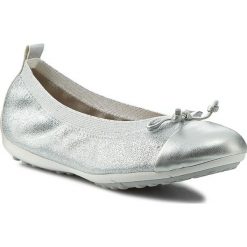Baleriny GEOX - J Piuma Ball D J42B0D 000TC C1007 Srebrny. Szare baleriny dziewczęce Geox, z nubiku. W wyprzedaży za 189,00 zł.