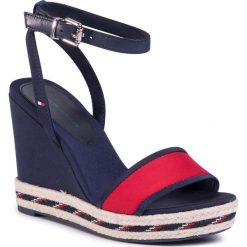 Espadryle TOMMY HILFIGER - Sporty Textile High Wedge FW0FW04780 Sport Navy DB9. Niebieskie espadryle damskie TOMMY HILFIGER, bez wzorów, ze skóry, bez obcasa, na obcasie. W wyprzedaży za 239,00 zł.