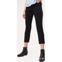 Czarne Jeansy Pettiness. Czarne jeansy damskie Born2be, s. Za 39,99 zł.