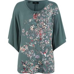 Shirt "nietoperz" bonprix zielony eukaliptusowy z nadrukiem. Zielone koszulki damskie marki bonprix, z nadrukiem, bez kołnierzyka, bez rękawów. Za 74,99 zł.