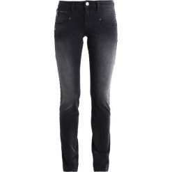 Freeman T. Porter ALEXA Jeansy Slim Fit used black. Czarne rurki damskie Freeman T. Porter. W wyprzedaży za 344,25 zł.