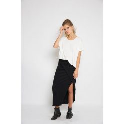 Spódnica "Kyra" w kolorze czarnym. Czarne spódniczki damskie June 7.2, xs, bez wzorów, z bawełny, maxi, kopertowe. W wyprzedaży za 189,95 zł.