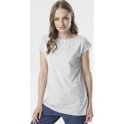 Szary T-shirt Noebelle. Szare bluzki damskie Born2be, s, bez wzorów, bez kołnierzyka. W wyprzedaży za 39,99 zł.