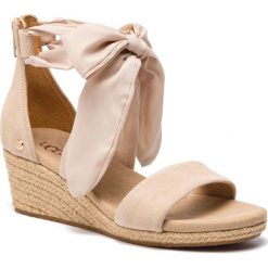 Espadryle UGG - W Trina 1099693 W/Nud. Brązowe espadryle damskie Ugg, bez wzorów, ze skóry, bez obcasa, na obcasie. Za 519,00 zł.
