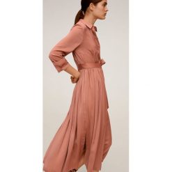 Mango - Sukienka Pink. Niebieskie sukienki damskie Mango, na co dzień, s, w paski, z poliesteru, casualowe, bez kołnierzyka, z długim rękawem, długie, midi, proste. Za 199,90 zł.