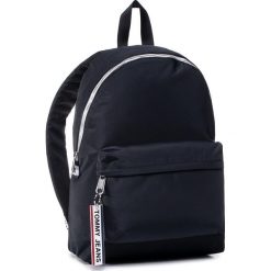 Plecak TOMMY JEANS - Tjm Logo Tape Backpack Nyl AM0AM05913 0F5. Czarne plecaki męskie Tommy Jeans, bez wzorów, z jeansu, sportowe. Za 399,00 zł.