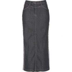 Spódnica dżinsowa z ozdobnymi paskami bonprix szary denim. Szare spódniczki damskie bonprix, w paski, z elastanu. Za 109,99 zł.