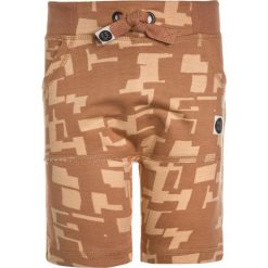 Mainio CHILDRENS Spodnie treningowe beige. Brązowe spodnie chłopięce marki Mainio, z bawełny. Za 159,00 zł.