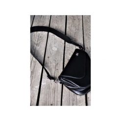 SKÓRZANA BaBi M BLACK CLASSIC. Czarne torebki klasyczne damskie Fabiola, bez wzorów, ze skóry, duże, bez dodatków. Za 325,00 zł.