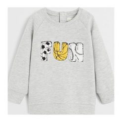 Mango Kids - Bluza dziecięca Fun 80-104 cm. Szare bluzy chłopięce Mango Kids, z haftami, z bawełny, bez rękawów, bez kaptura. Za 59,90 zł.