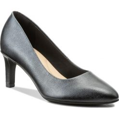 Półbuty CLARKS - Calla Rose 261318574 Black Leather. Czarne półbuty damskie Clarks, na co dzień, bez wzorów, ze skóry, bez obcasa, na obcasie, bez zapięcia. W wyprzedaży za 189,00 zł.