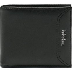 Trussardi Męski portfel Essen tial 71W00079-K299 Black. Czarne portfele męskie Trussardi, bez wzorów. W wyprzedaży za 214,00 zł.