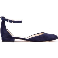 Wycięte baleriny z paskiem wokół kostki - skóra naturalna - model 041 - kolor granatowy nubuk. Niebieskie baleriny damskie Zapato, bez wzorów, ze skóry, bez obcasa. W wyprzedaży za 173,40 zł.