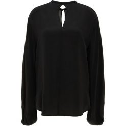 DRYKORN AYLIN Bluzka black. Czarne bluzki damskie marki DRYKORN, bez wzorów, z jedwabiu, bez kołnierzyka, bez rękawów. Za 789,00 zł.