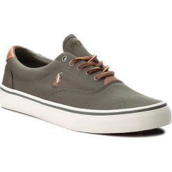Tenisówki POLO RALPH LAUREN - Thorton 816713107005 Green. Zielone półbuty męskie Polo Ralph Lauren, bez wzorów, z gumy, eleganckie, bez zapięcia. W wyprzedaży za 329,00 zł.