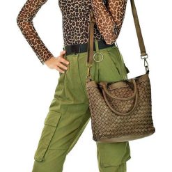 Marco mazzini torebka skórzana vintage shopper old pelle lavata khaki militare. Brązowe torby damskie na zakupy MAZZINI, w paski, ze skóry, klasyczne, bez dodatków. W wyprzedaży za 469,00 zł.
