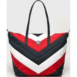 Tommy Hilfiger - Torebka. Niebieskie torebki klasyczne damskie marki TOMMY HILFIGER, ze skóry ekologicznej, na ramię, duże. W wyprzedaży za 319,90 zł.