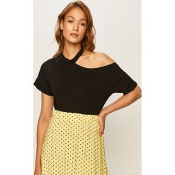 Answear - T-shirt. Czarne bluzki damskie ANSWEAR, s, bez wzorów, z bawełny, casualowe, z okrągłym kołnierzem. W wyprzedaży za 49,90 zł.