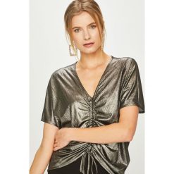 Answear - Bluzka Night Fever. Szare bluzki damskie ANSWEAR, s, bez wzorów, z poliesteru, bez kołnierzyka, bez rękawów. W wyprzedaży za 59,90 zł.