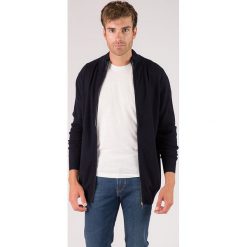 Kaszmirowy kardigan w kolorze granatowym. Niebieskie kardigany męskie Just Cashmere, s, bez wzorów, z kaszmiru. W wyprzedaży za 389,95 zł.