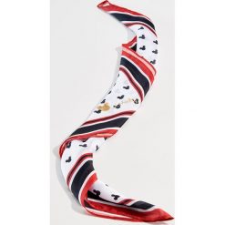 Chustka Mickey Mouse Special Collection - Wielobarwn. Szare chusty damskie marki Mohito, z motywem z bajki. Za 29,99 zł.
