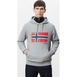 Bluza Napapijri Bibu N0YIWV. Niebieskie bluzy męskie Napapijri, xxl, bez wzorów, bez kołnierzyka, bez rękawów, bez kaptura. W wyprzedaży za 229,00 zł.