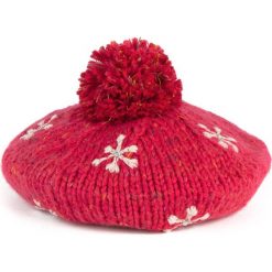 Czapka damska w śnieżynki-gwiazdeczki czerwona (cz2701). Czerwone czapki zimowe damskie Art of Polo. Za 37,60 zł.