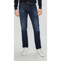 Wrangler - Jeansy Spencer. Niebieskie jeansy męskie Wrangler, bez wzorów. W wyprzedaży za 199,90 zł.