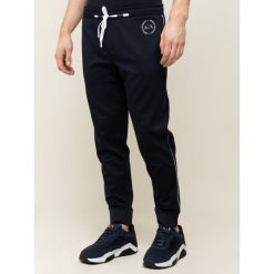 Spodnie dresowe Armani Exchange 8NZP91 Z9N1Z 1510. Niebieskie jeansy męskie Armani Exchange, xxl, bez wzorów. W wyprzedaży za 309,00 zł.
