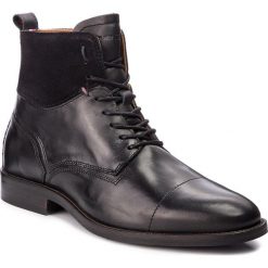 Kozaki TOMMY HILFIGER - Essential Material Mix Boot FM0FM01758 Black 990. Czarne glany męskie TOMMY HILFIGER, z materiału. Za 699,00 zł.