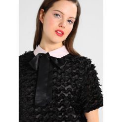 Bluzki asymetryczne: Sister Jane DARKLING FRINGE OYSTER BLOUSE Bluzka black