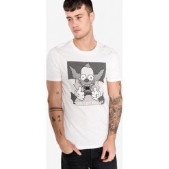 Jack & Jones Simpsons Koszulka Biały. Białe podkoszulki męskie Jack & Jones, xl, z nadrukiem, z bawełny, bez kołnierzyka, z krótkim rękawem, krótkie. Za 88,95 zł.