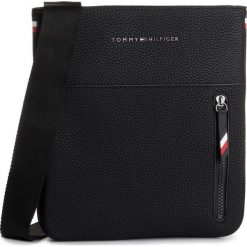 Saszetka TOMMY HILFIGER - Essential Crossover AM0AM05230 BDS. Czarne torby męskie skórzane TOMMY HILFIGER, bez wzorów, ze skóry ekologicznej, młodzieżowe. Za 299,00 zł.