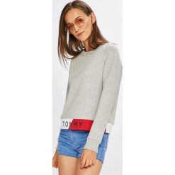 Tommy Hilfiger - Bluza. Szare bluzy rozpinane damskie TOMMY HILFIGER, l, z nadrukiem, z bawełny, bez kaptura. Za 399,90 zł.